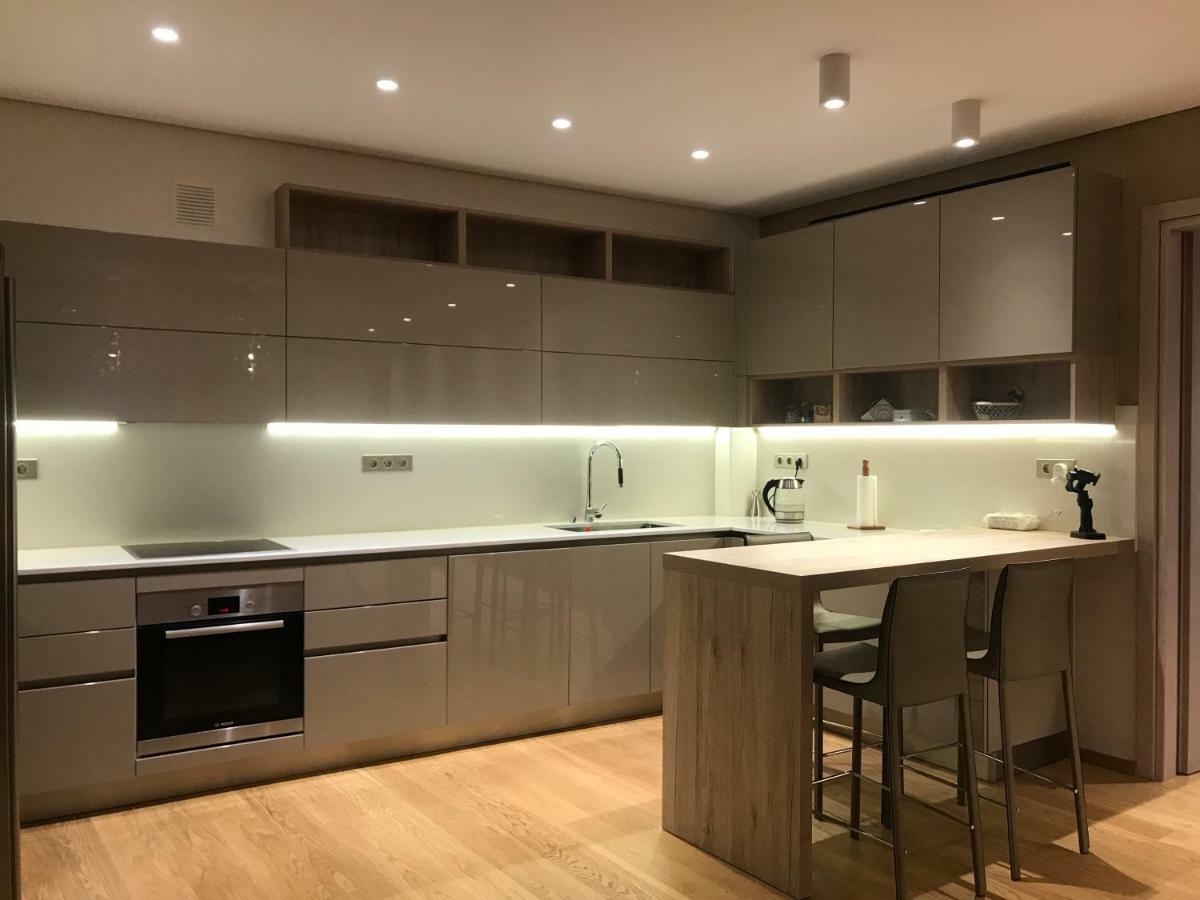 Luxury & Stylish Family Apartment เอเธนส์ ภายนอก รูปภาพ